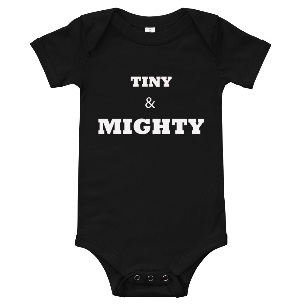 Tiny & Mighty (black/white)