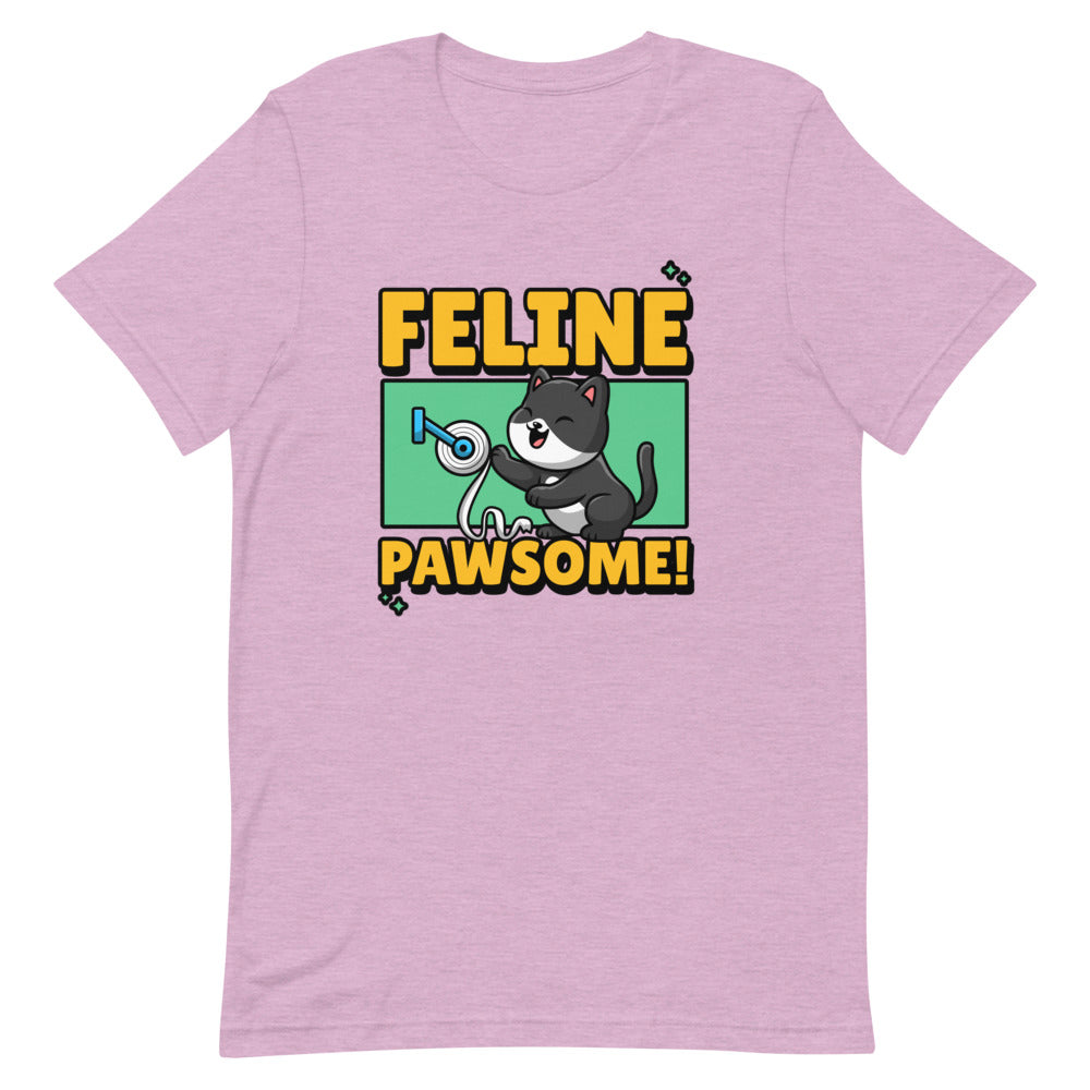 Feline Pawsome t-shirt