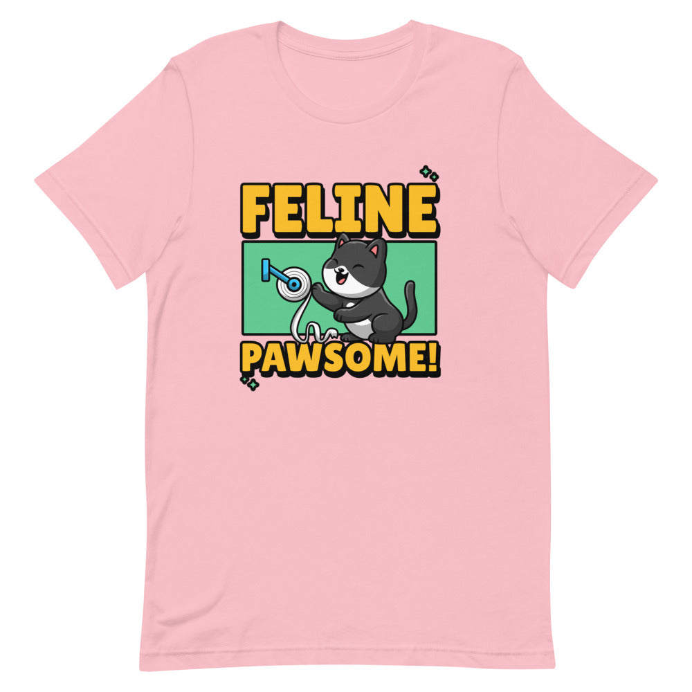 Feline Pawsome t-shirt