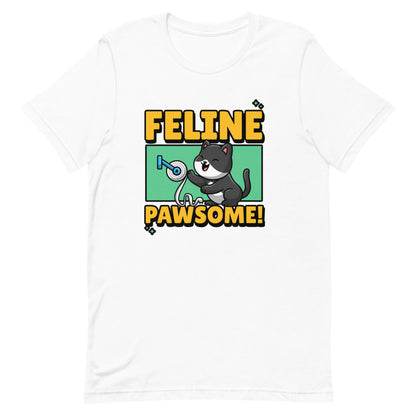 Feline Pawsome t-shirt